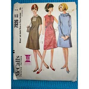 McCalls 7926 Sewing pattern Dress fit and flare 1960s size 13
